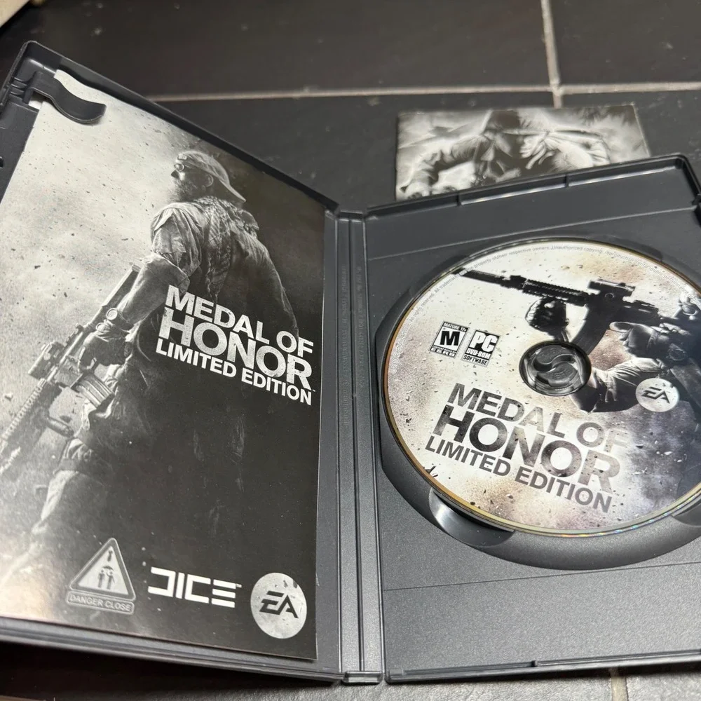 Medal of Honor Limited Edition PC DVD-ROM EA Games 2010 Complete with‎ Manual